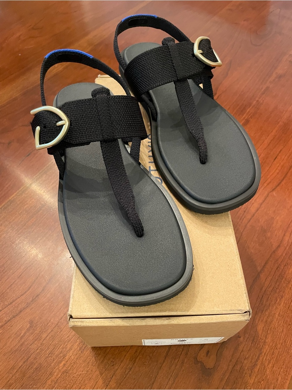 NIB Rothy’s The T-Strap Sandal - Size 8